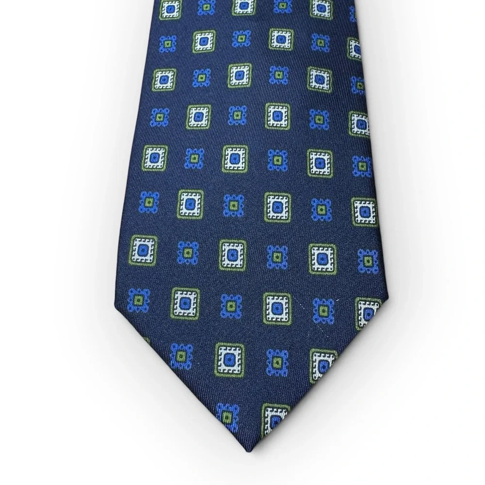 Valentino Mens Silk Tie Navy Blue Geometric Medallion Made in Italy 3.5 Inch